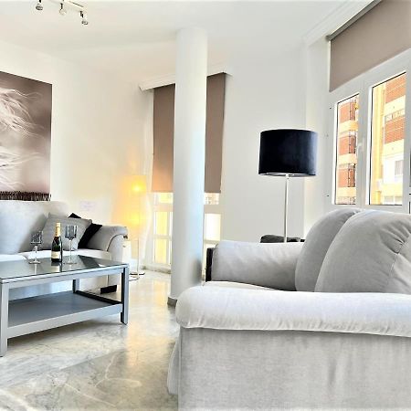 Rentcostadelsol Malagueta Arenal Малага Экстерьер фото